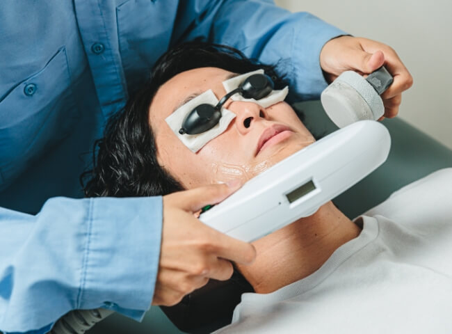 脱毛効果を追求した施術でムダ毛の悩みを解決に導く。